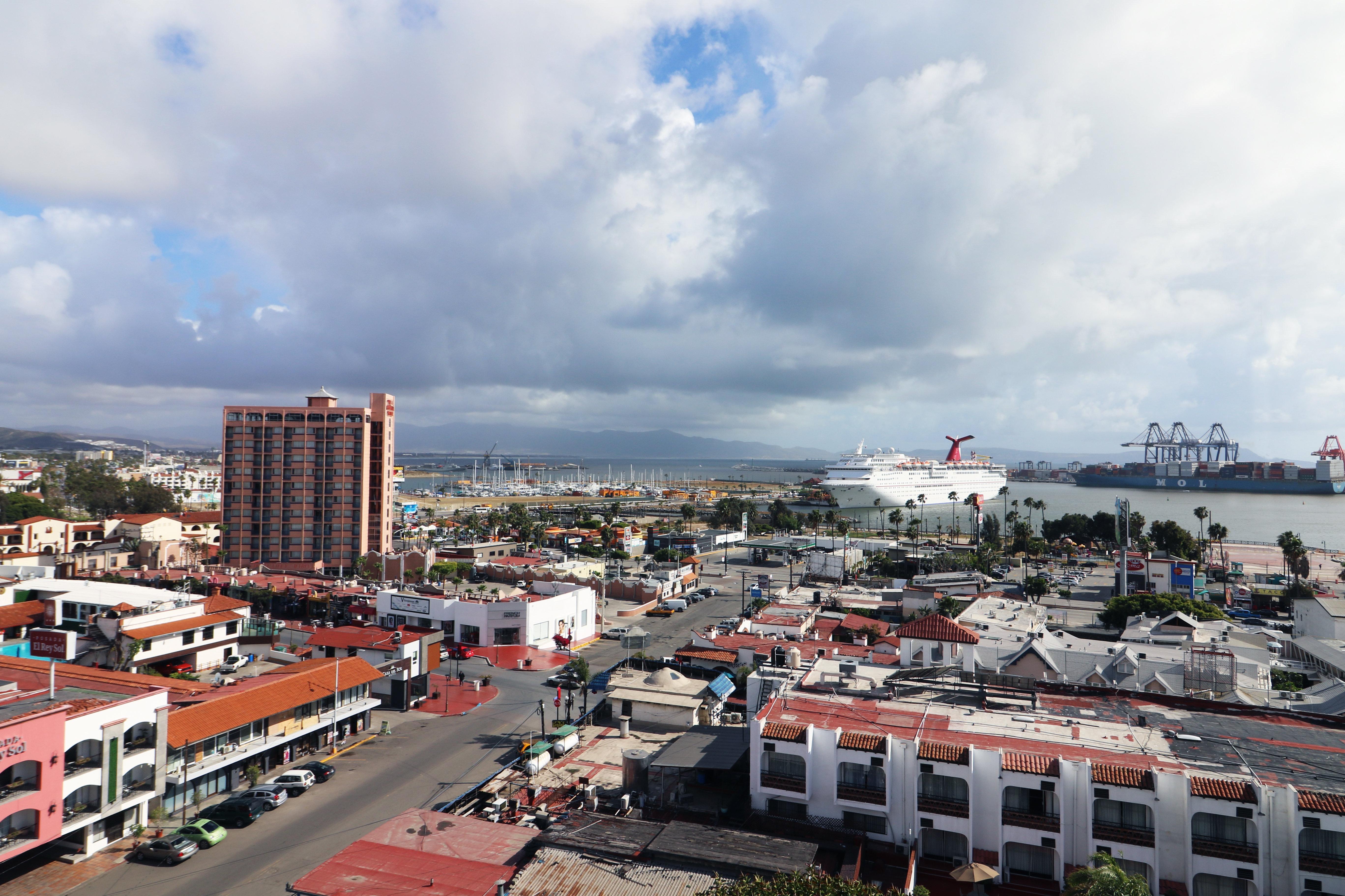 Holiday Inn Express & Suites - Ensenada Centro By Ihg Екстериор снимка